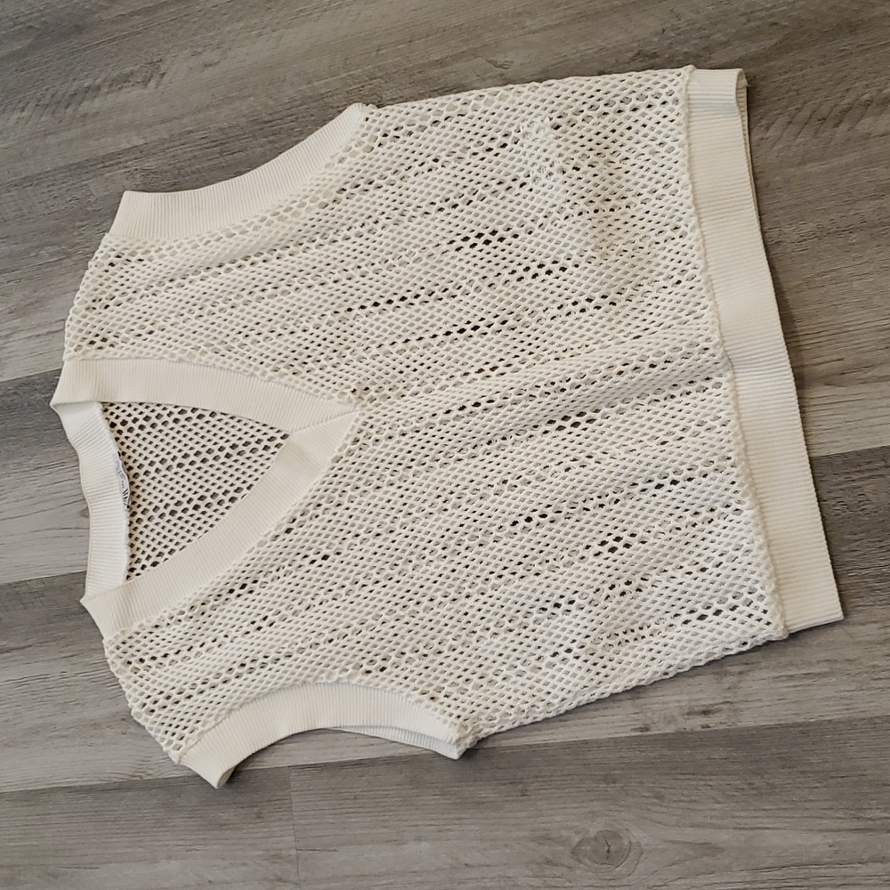 Zara White Crochet Vest size Medium - Picture 4 of 10
